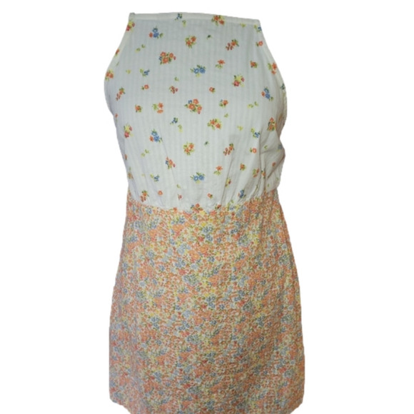 American Eagle Outfitters Dresses & Skirts - American‎ Eagle Floral high neck mini dress size Medium